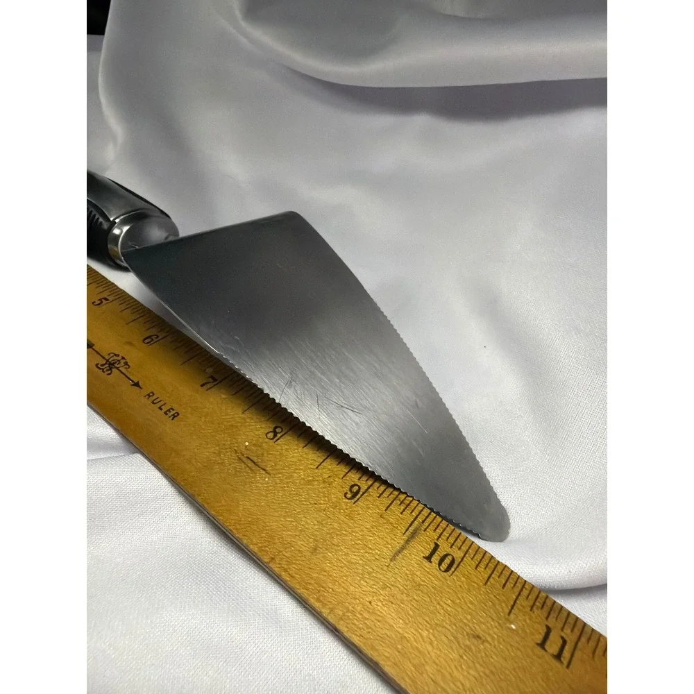 OXO Good Grips Steel Pie Server Stainless Steel Serrated Edge Cake Slicer Black